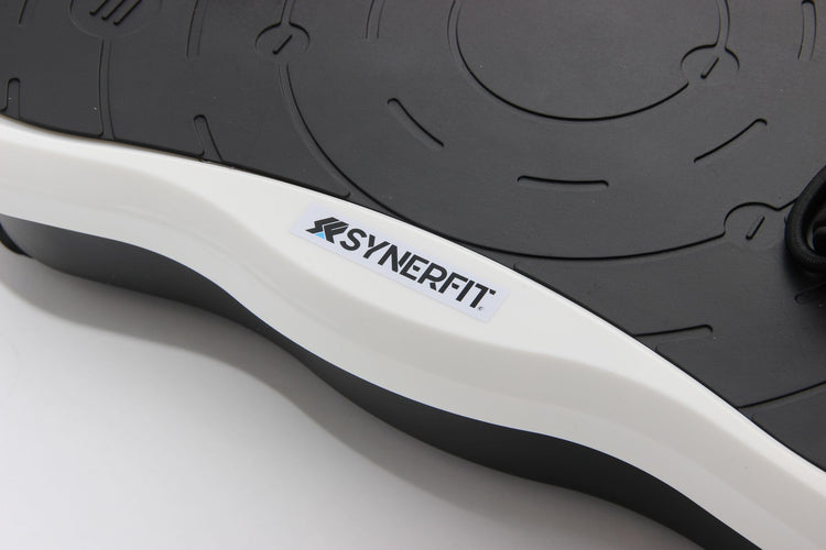 Plateforme vibrante SYNERFIT de remise en forme modèle Powerfit 53 x 32 x 100 cm avec poignée colorie Blanc