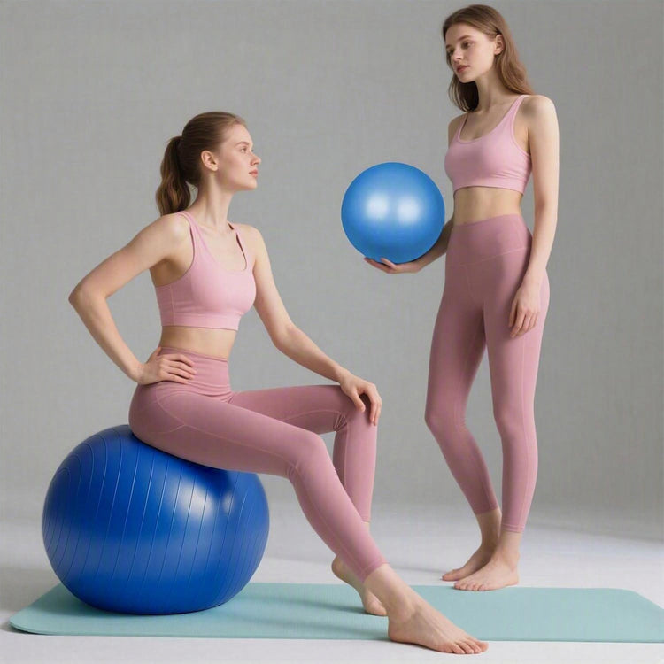 Ballon de Gymnastique Fitness Anti-éclatement Synerfit Ø65cm -pour Sport, Yoga, Pilates, Grossesse et l'accouchement Anti-Explosive Ultra-épaisse avec Pompe Pied Gonflable couleur Bleu