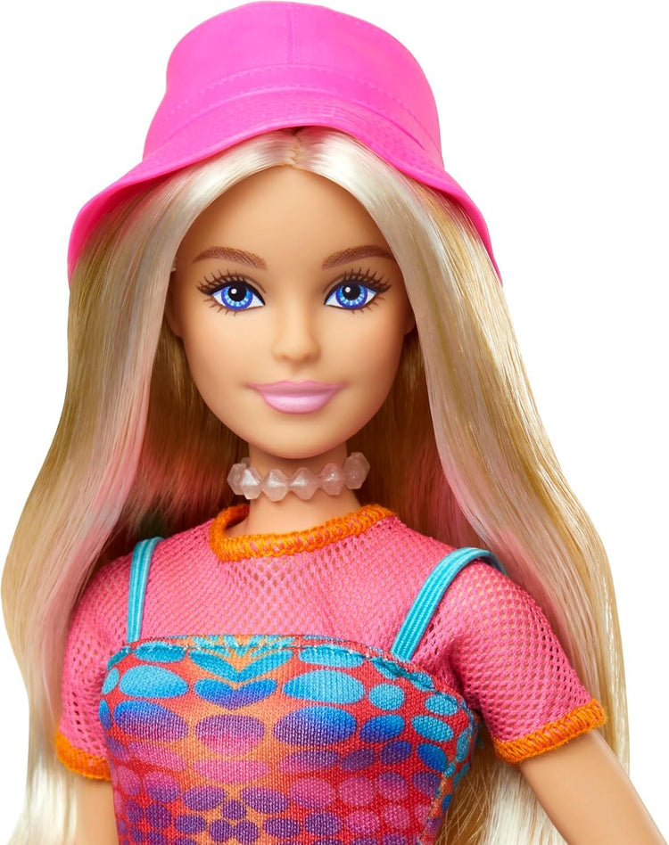 MATTEL Poupée Barbie Deluxe Style en Combinaison Rose