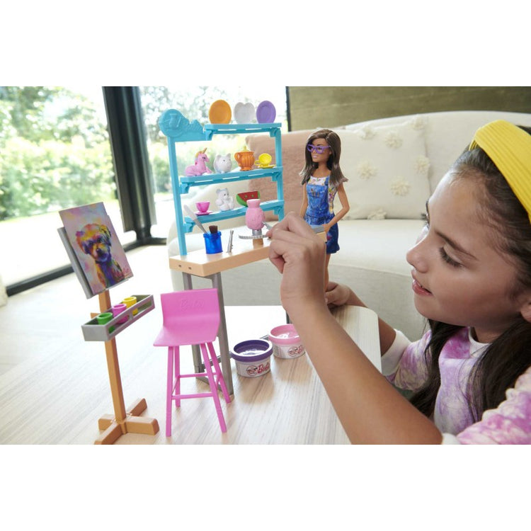 MATTEL Poupée Barbie Coffret Atelier artistique