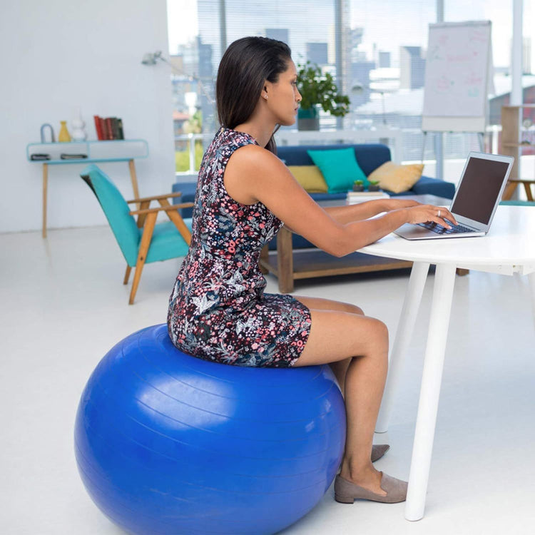 Ballon de Gymnastique Fitness Anti-éclatement Synerfit Ø65cm -pour Sport, Yoga, Pilates, Grossesse et l'accouchement Anti-Explosive Ultra-épaisse avec Pompe Pied Gonflable couleur Bleu